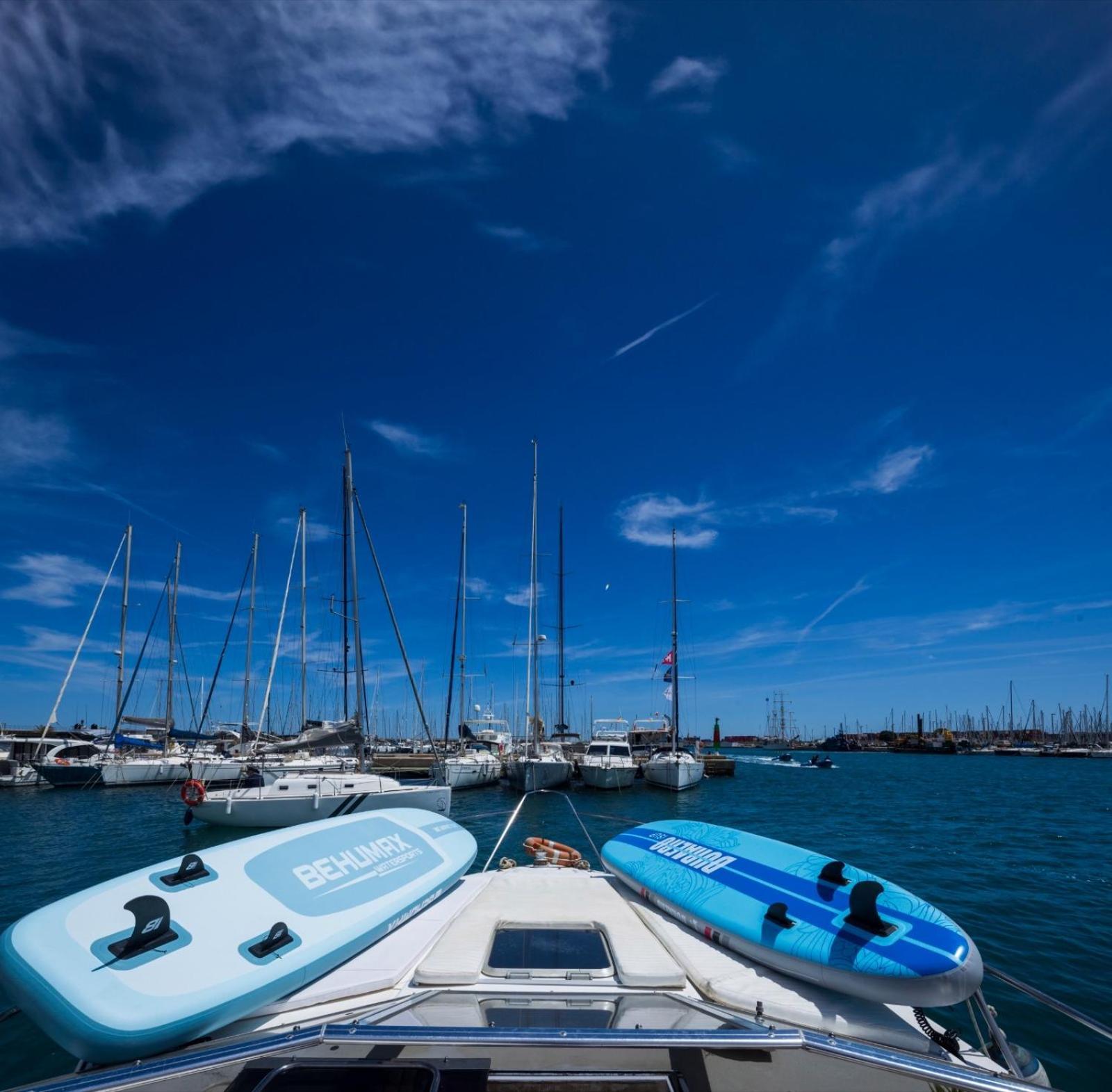 Hotel Alojamiento En Barco Voralamar Valencie Exteriér fotografie